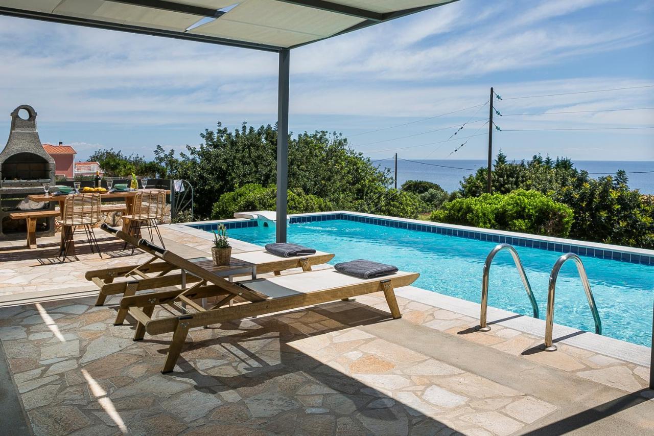 Villa Sea Front Spathíon Eksteriør bilde